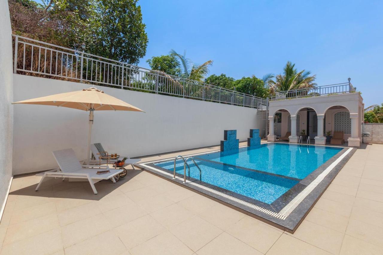 Bellevue Palace By Stayvista - Lavish Abode With A Pool, Landscaped Lawn, Gazebo & Adventure Activities Nashik Zewnętrze zdjęcie