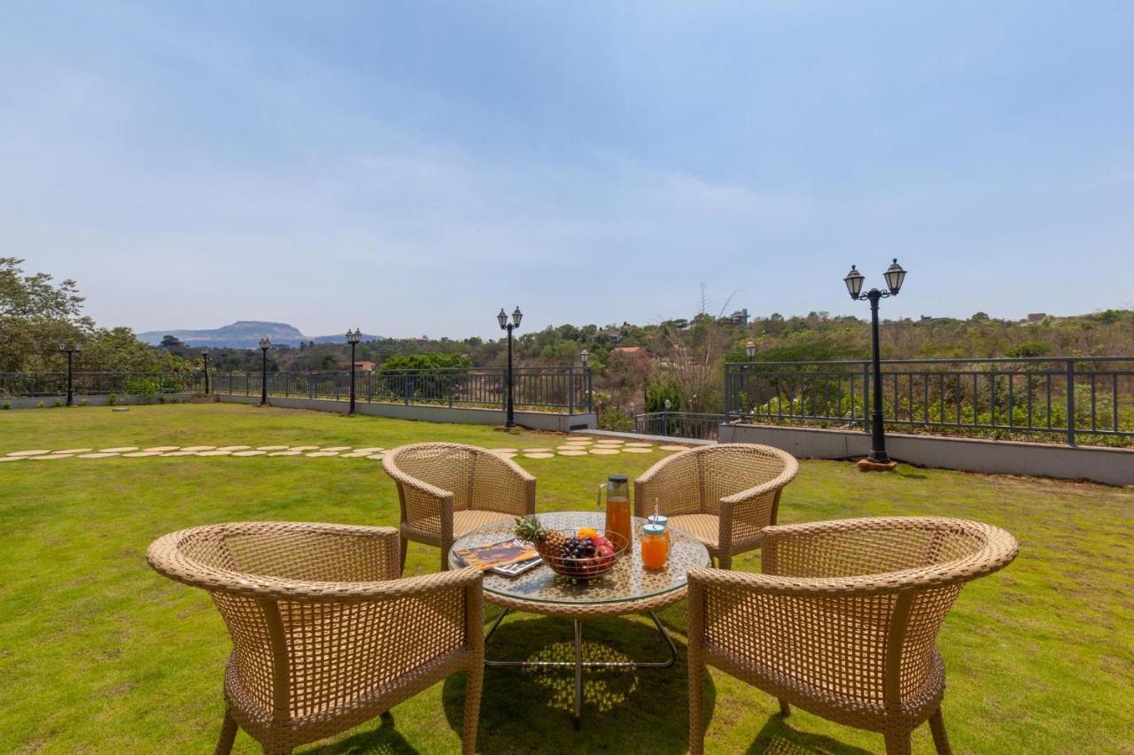 Bellevue Palace By Stayvista - Lavish Abode With A Pool, Landscaped Lawn, Gazebo & Adventure Activities Nashik Zewnętrze zdjęcie