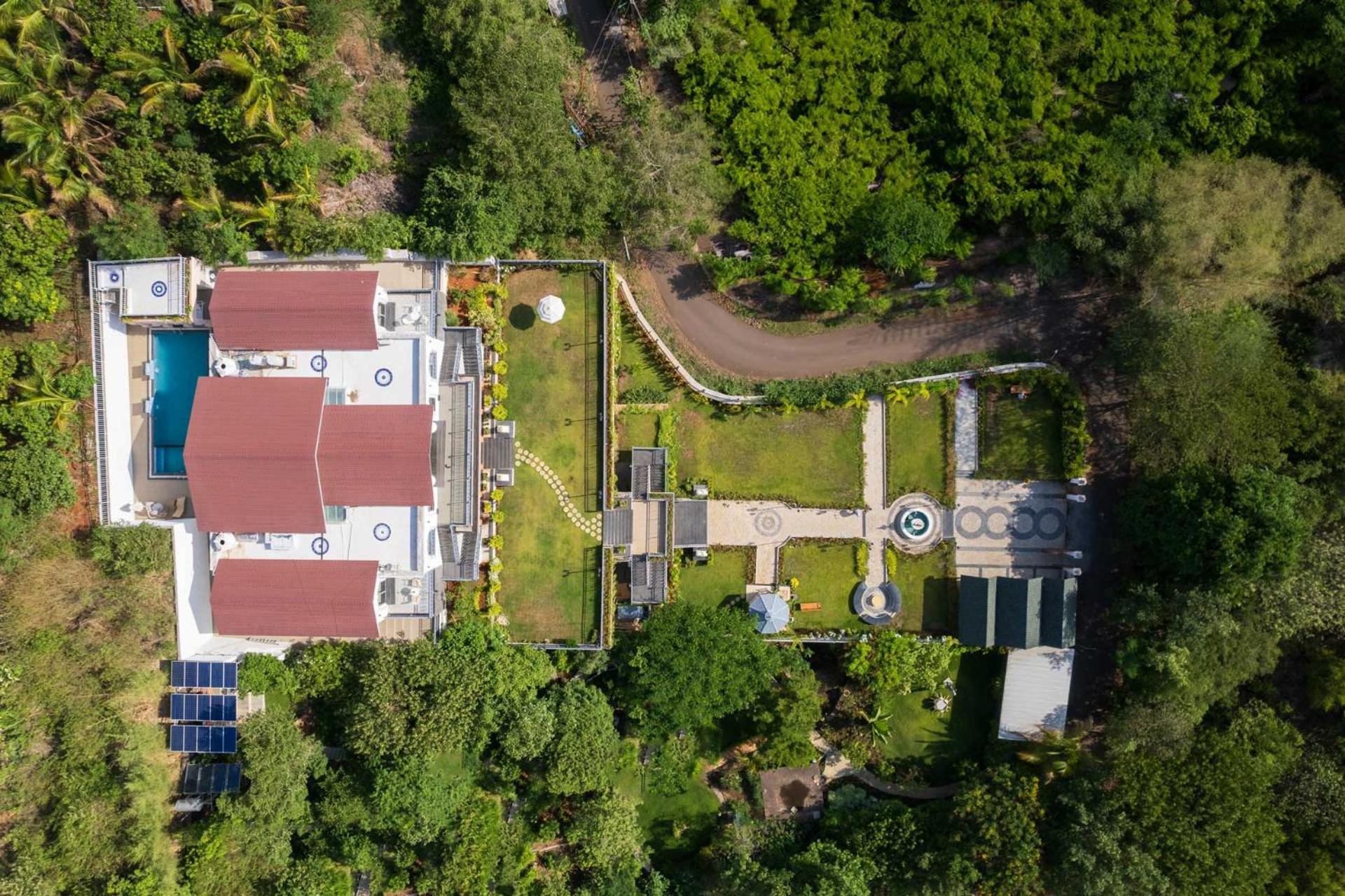 Bellevue Palace By Stayvista - Lavish Abode With A Pool, Landscaped Lawn, Gazebo & Adventure Activities Nashik Zewnętrze zdjęcie
